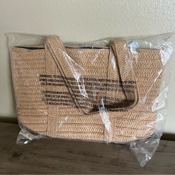 Draper James Everyday Straw Bag Navy Floral Bow New With Tags Sealed Beach Tote - Picture 2 of 7